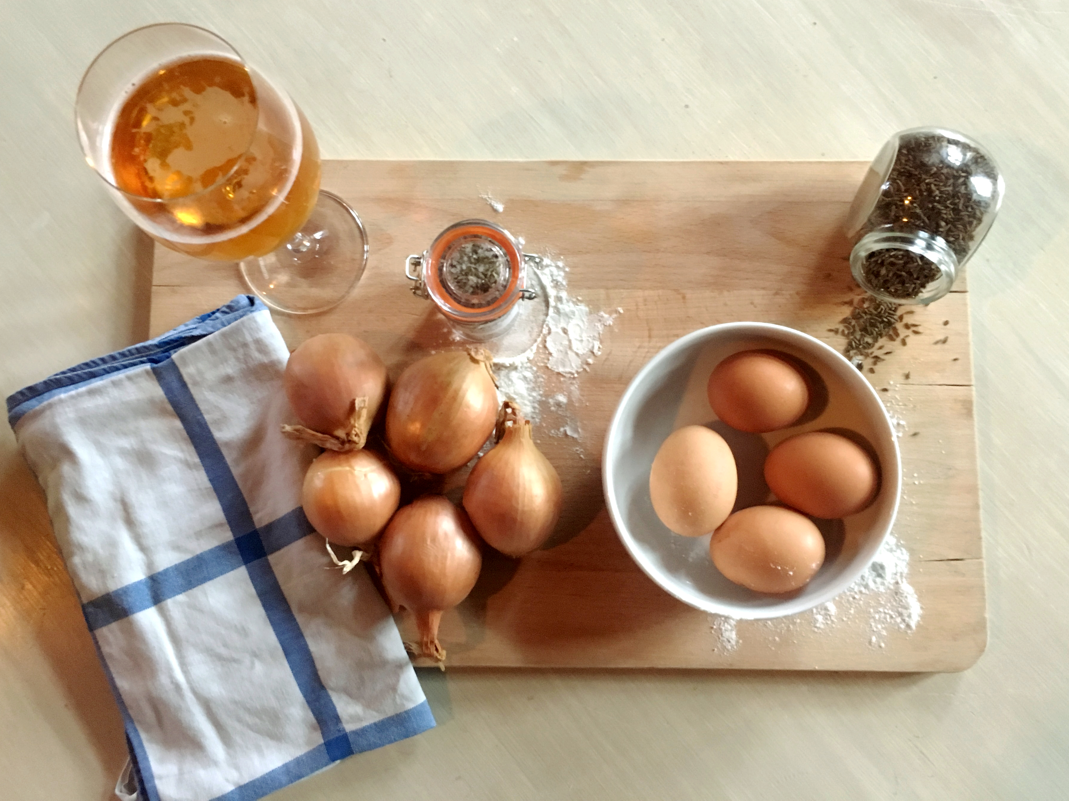 Unser liebstes Herbstgericht, der Zwiebelkuchen